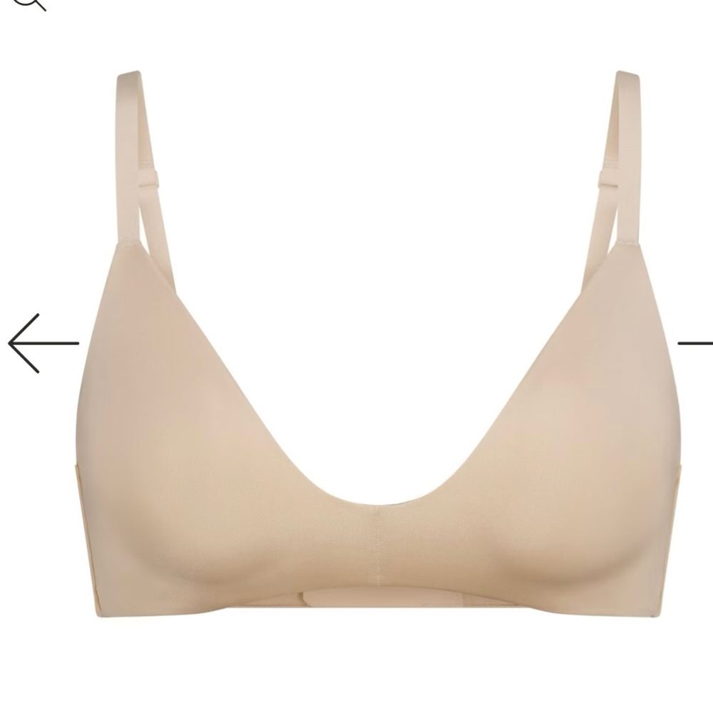 SKIMS Cream Seamless Bra